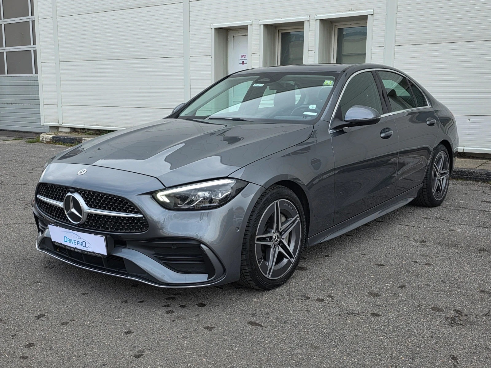 Mercedes-Benz C 220 220d AMG Line 9G Tronic 1-ви собственик от БГ - изображение 2