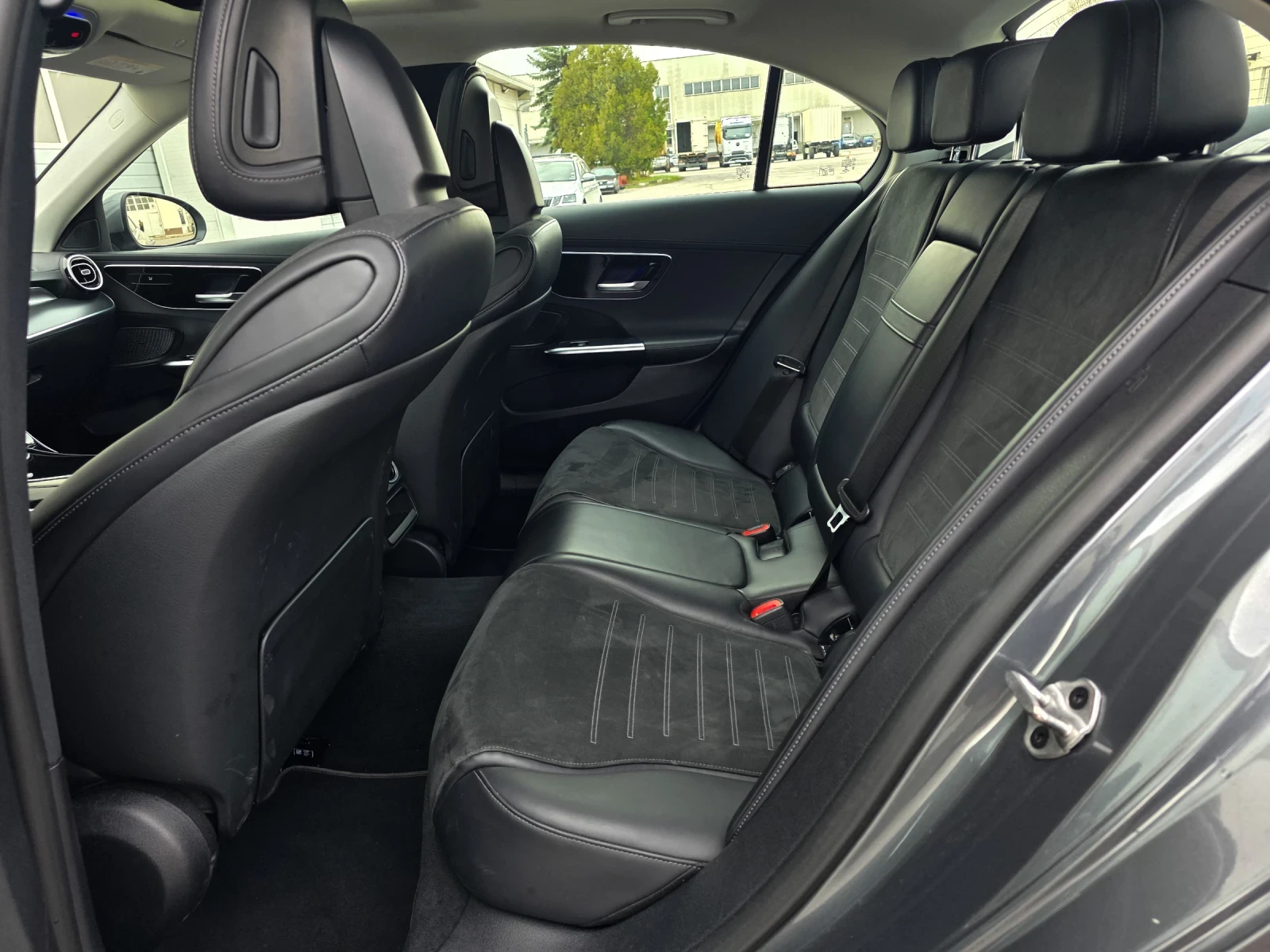 Mercedes-Benz C 220 220d AMG Line 9G Tronic 1-�� ���������� �� �� | Mobile.bg � ����������� 11