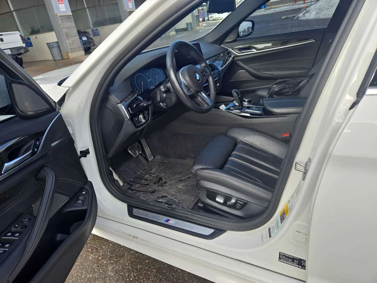 BMW 530E  | xDrive iPerformance | CARFAX - изображение 5