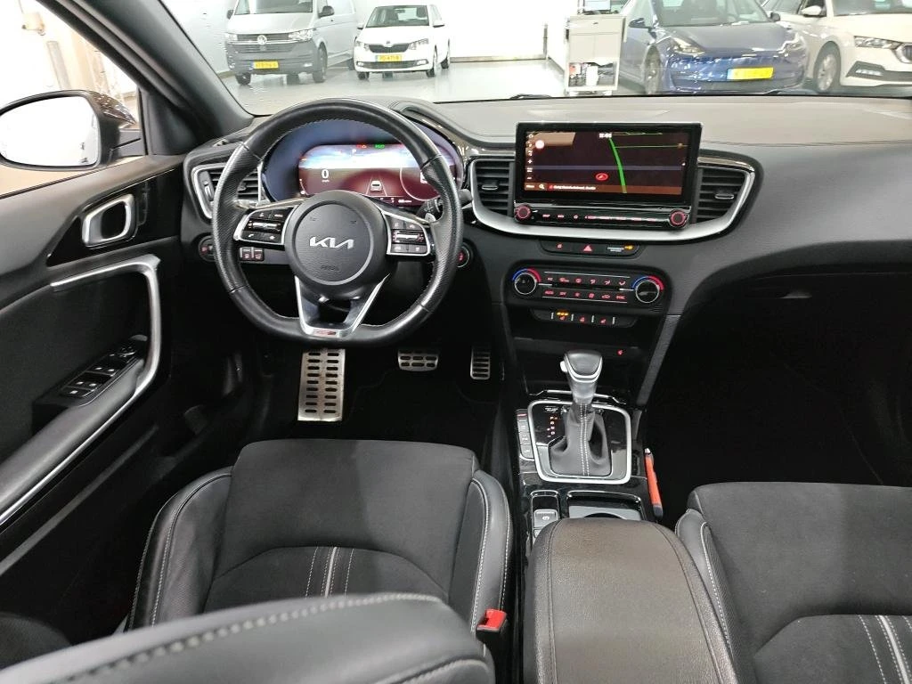 Kia Ceed SW GT Line, снимка 9 - Автомобили и джипове - 53963195