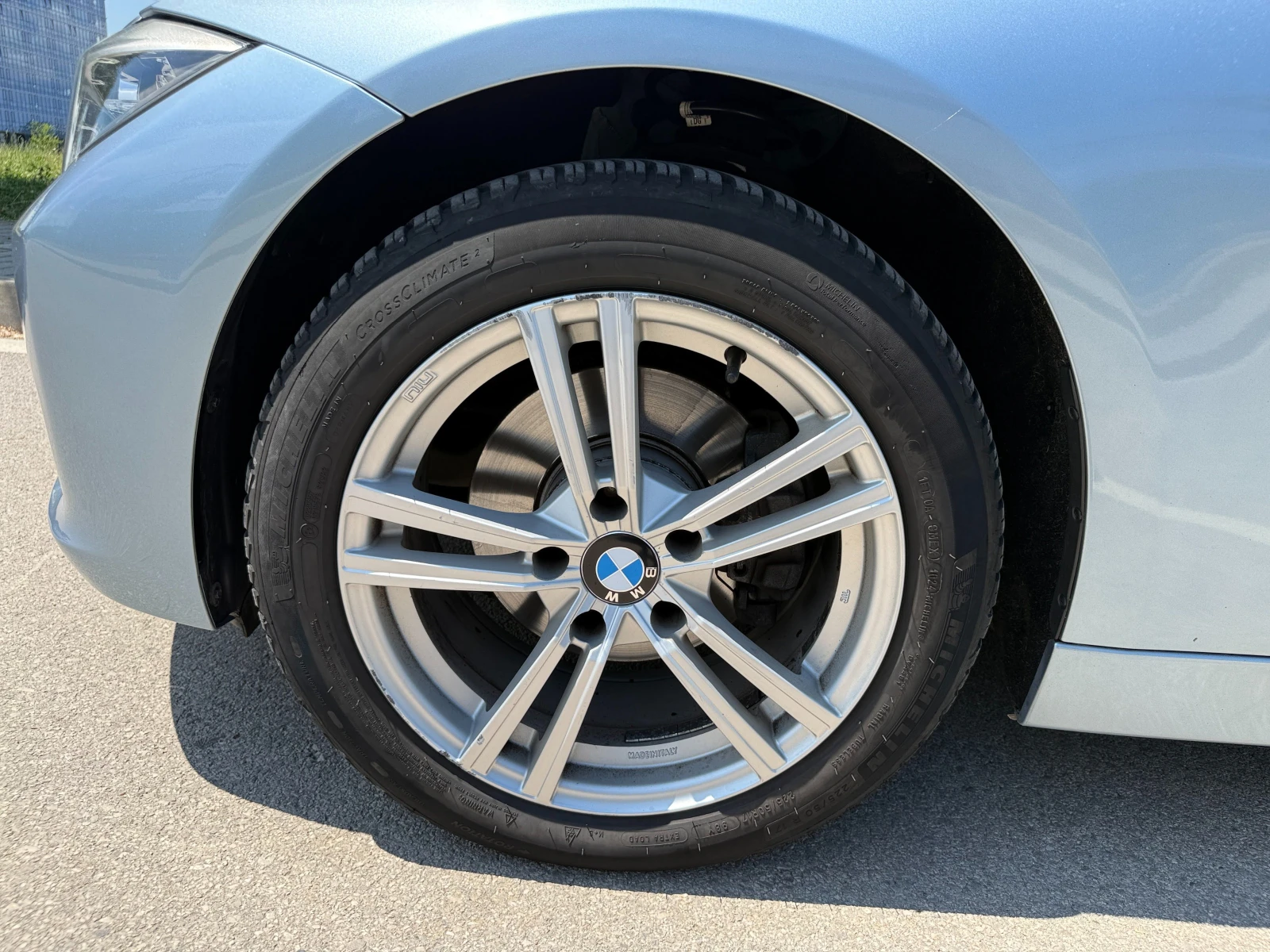 BMW 320 Xdrive, снимка 7 - Автомобили и джипове - 54949613