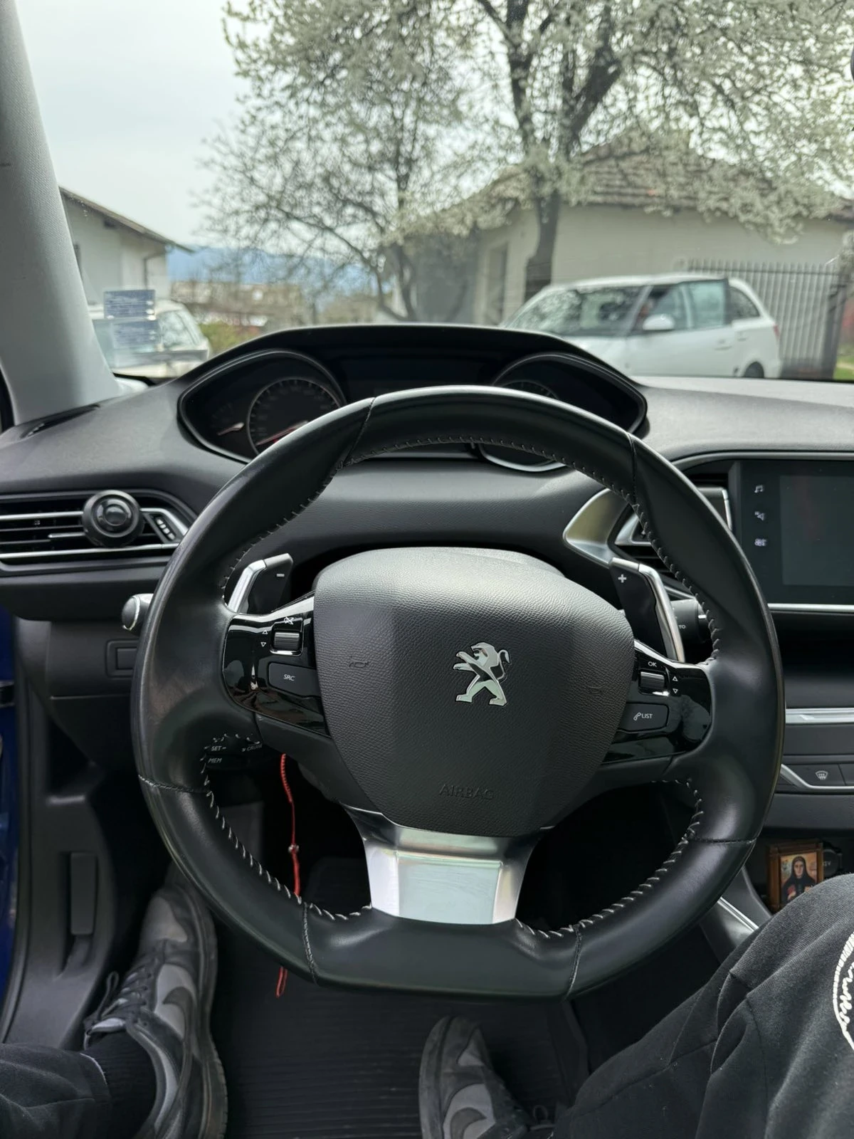 Peugeot 308, снимка 8 - Автомобили и джипове - 54271356