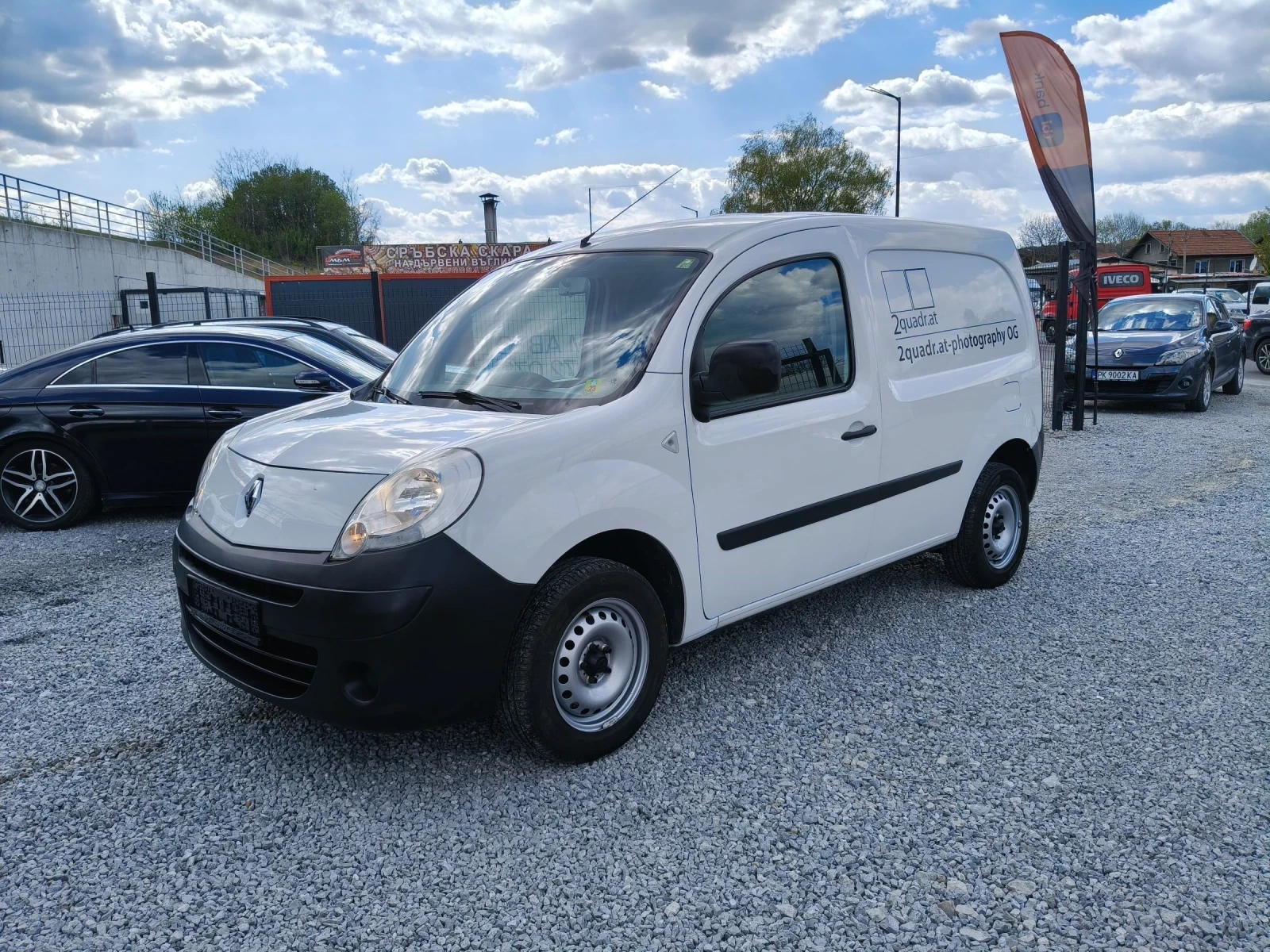 Renault Kangoo 1.5Dci, снимка 3 - Автомобили и джипове - 54414377