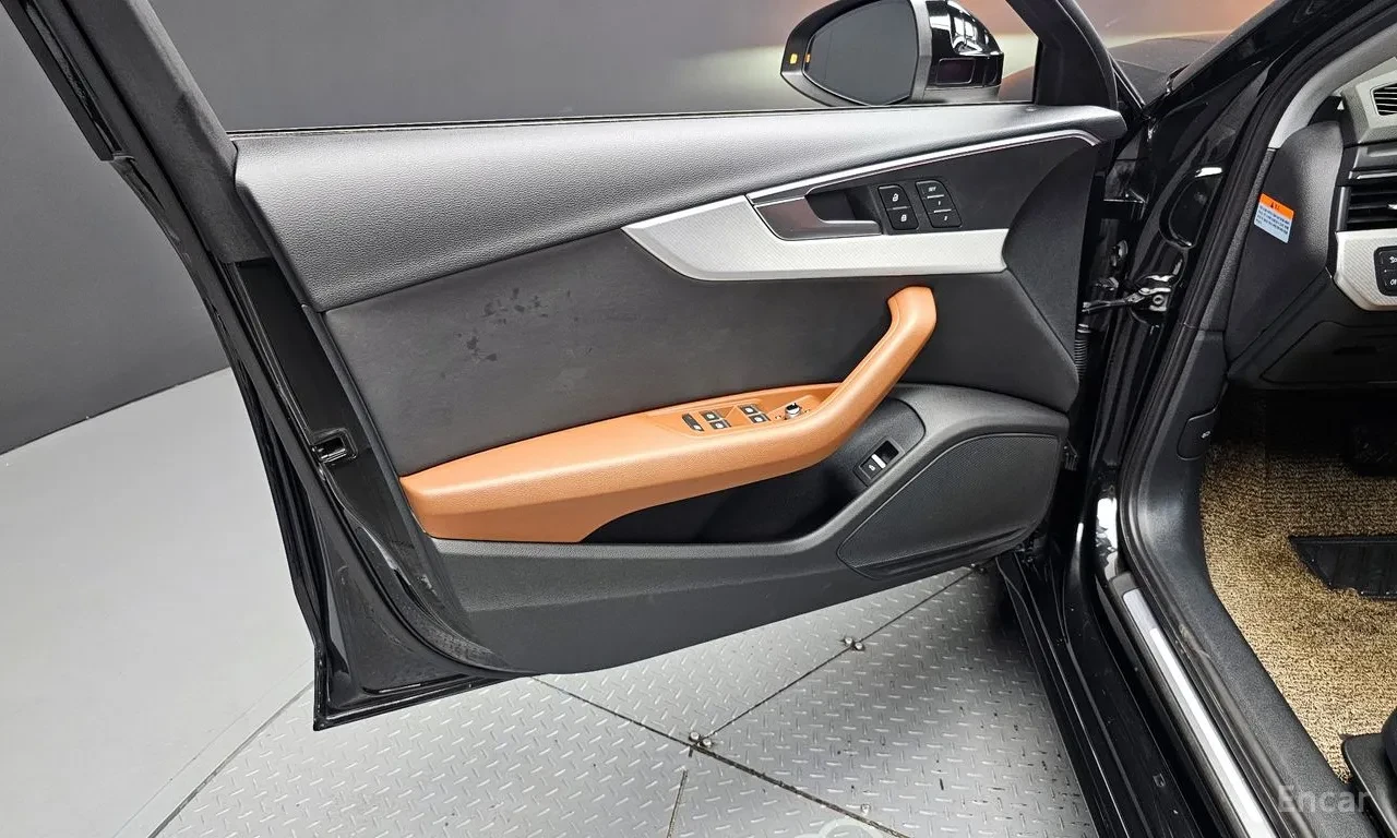 Audi A4 40 TFSI , снимка 15 - Автомобили и джипове - 54749228