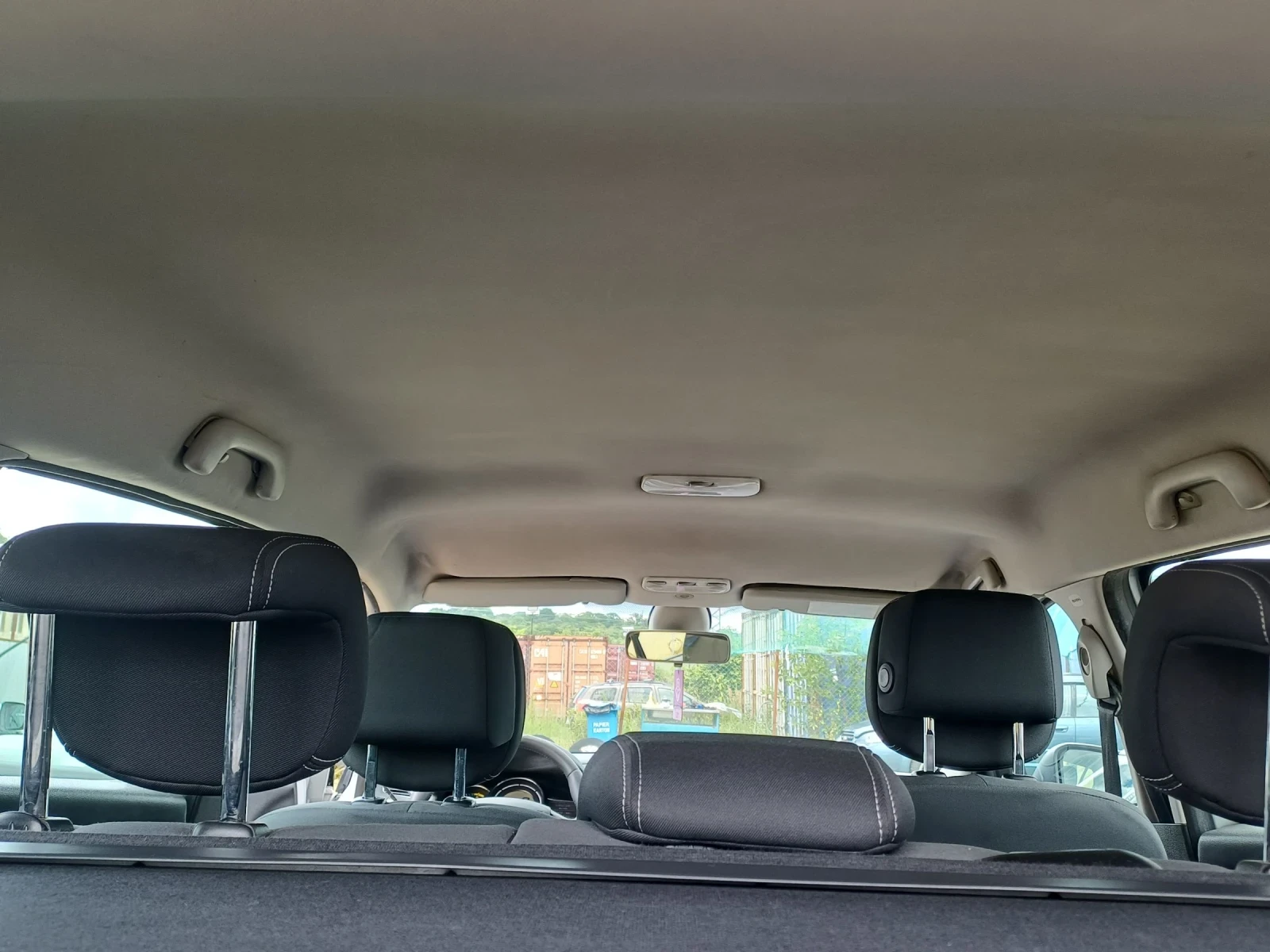 Renault Megane 1.5 DCI, снимка 13 - Автомобили и джипове - 54892541