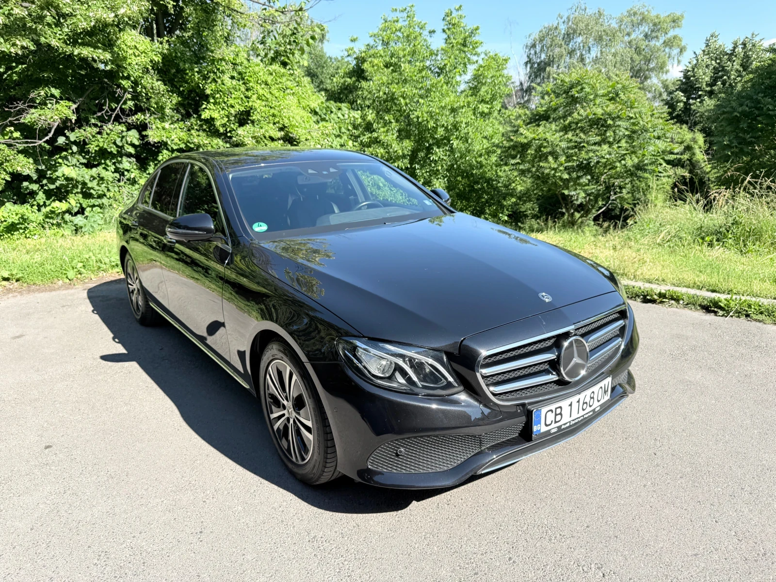 Mercedes-Benz E 200 2.0 Benzin/German Import, снимка 12 - Автомобили и джипове - 54895038