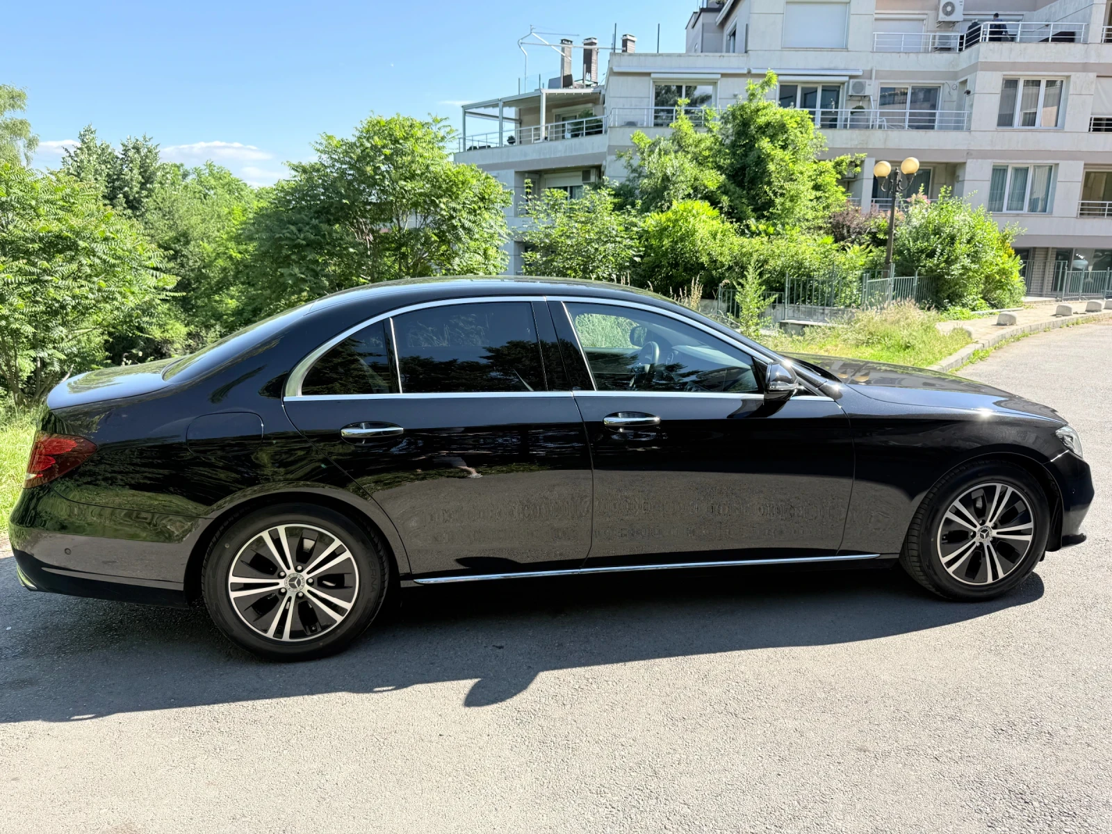 Mercedes-Benz E 200 2.0 Benzin/German Import, снимка 11 - Автомобили и джипове - 54895038