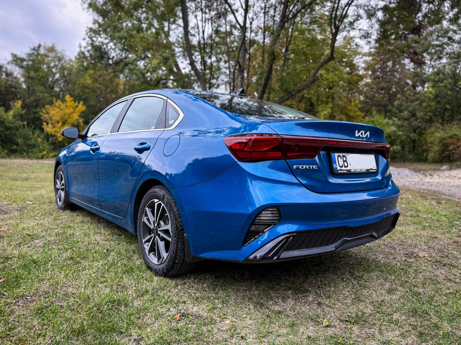 Kia Forte 2.0 Mpi, снимка 4 - Автомобили и джипове - 54940423