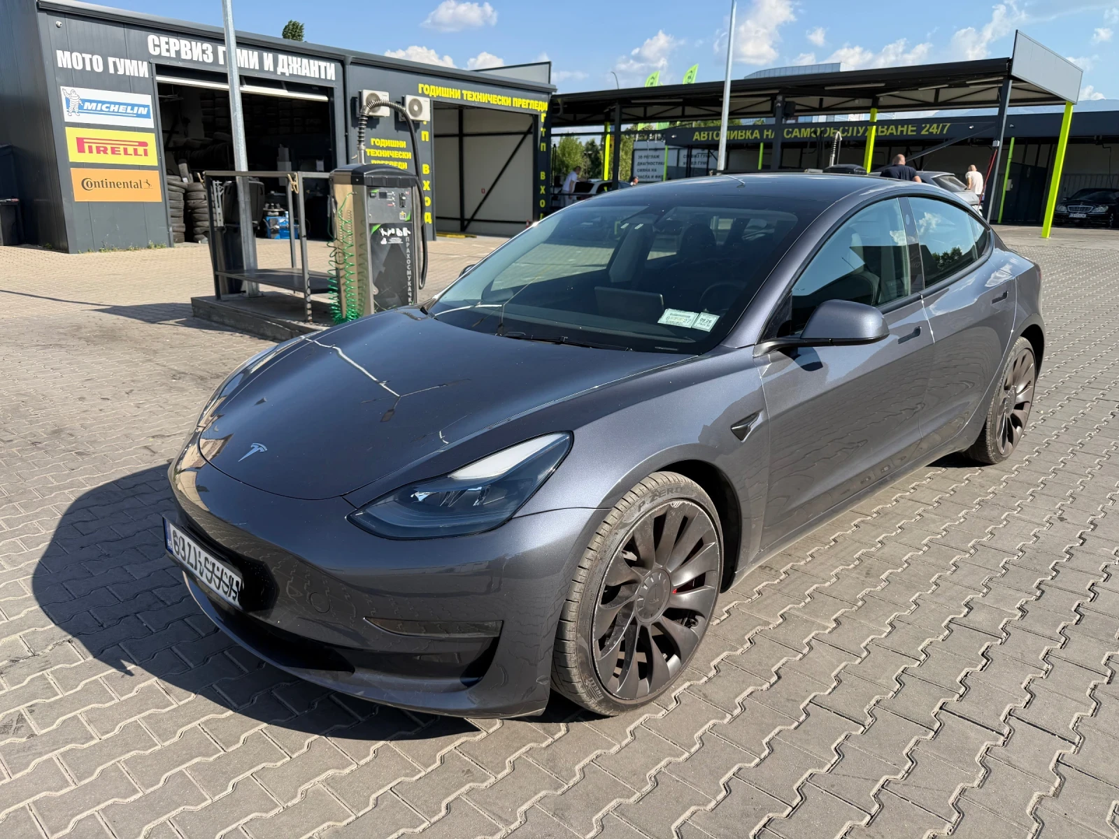 Tesla Model 3 Performance/34, 830km, снимка 2 - Автомобили и джипове - 55122163