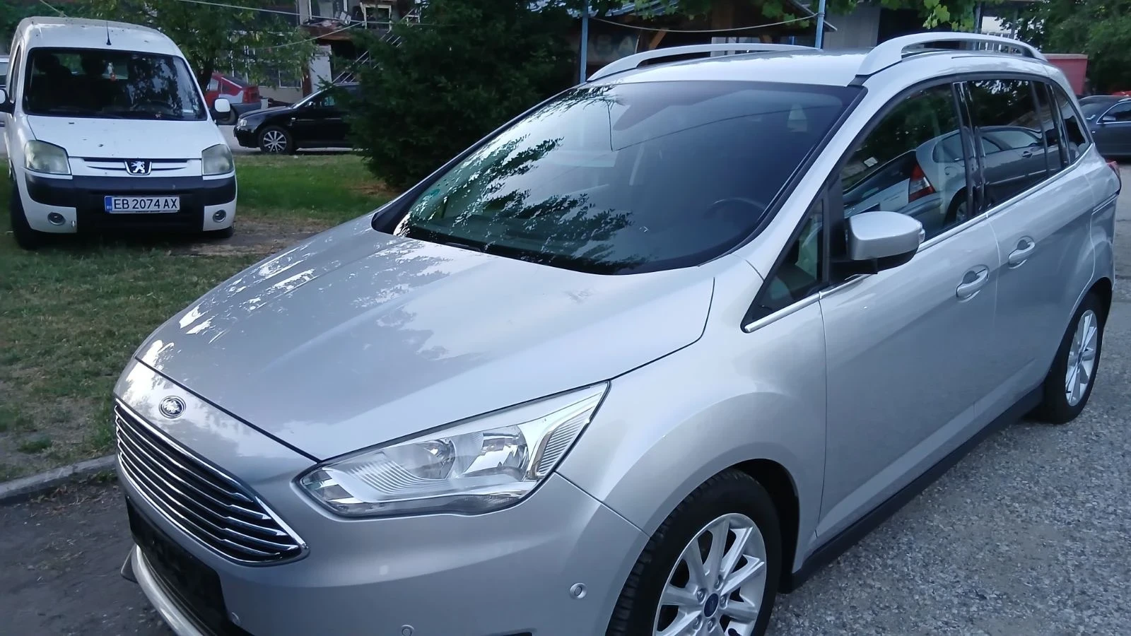 Ford Grand C-Max, снимка 10 - Автомобили и джипове - 55156708