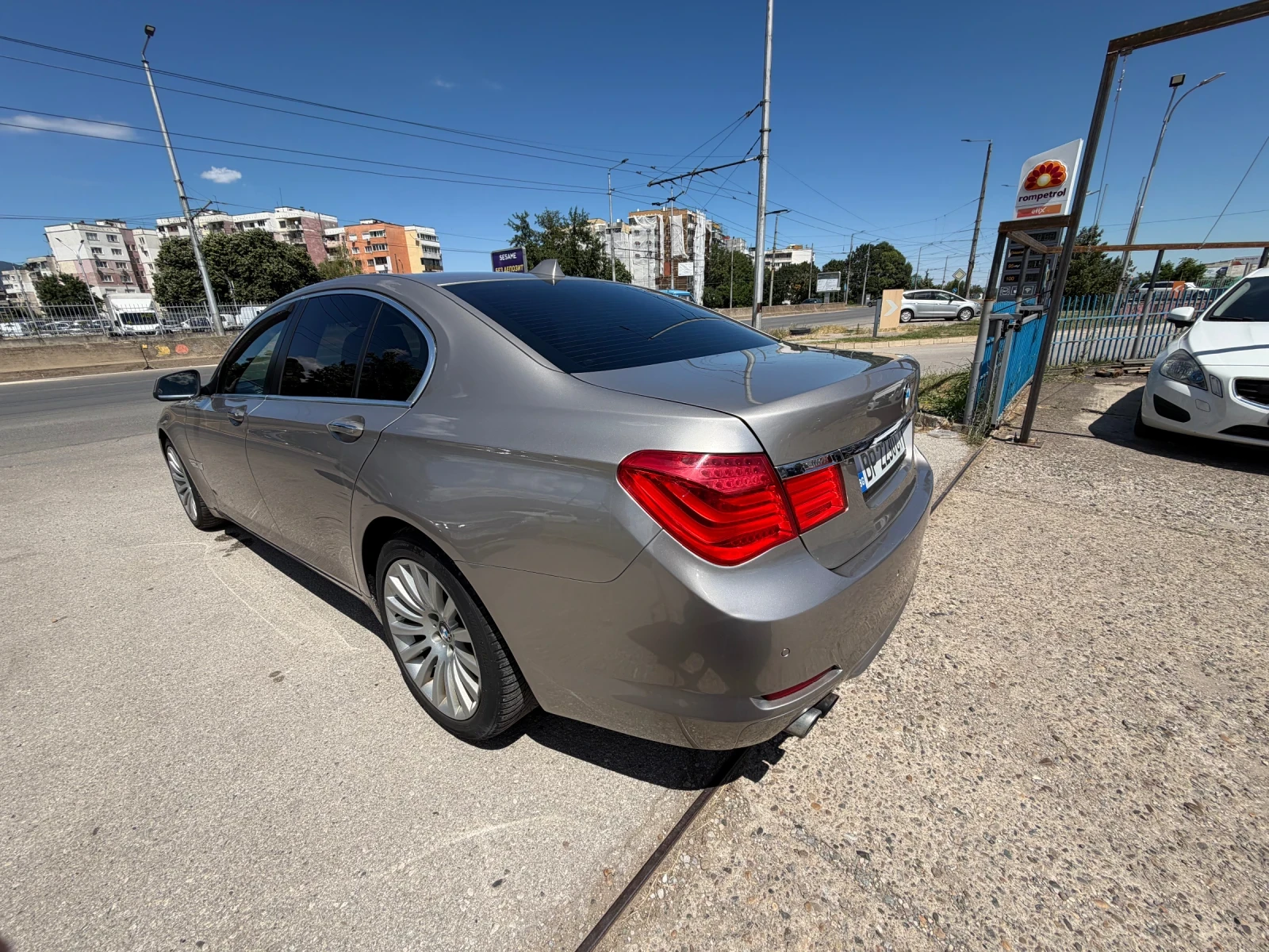 BMW 730 Xdrive, снимка 6 - Автомобили и джипове - 55234151