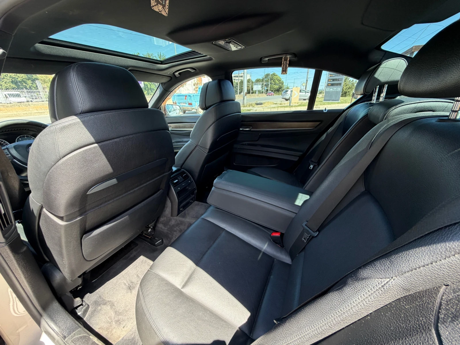 BMW 730 Xdrive, снимка 13 - Автомобили и джипове - 55234151