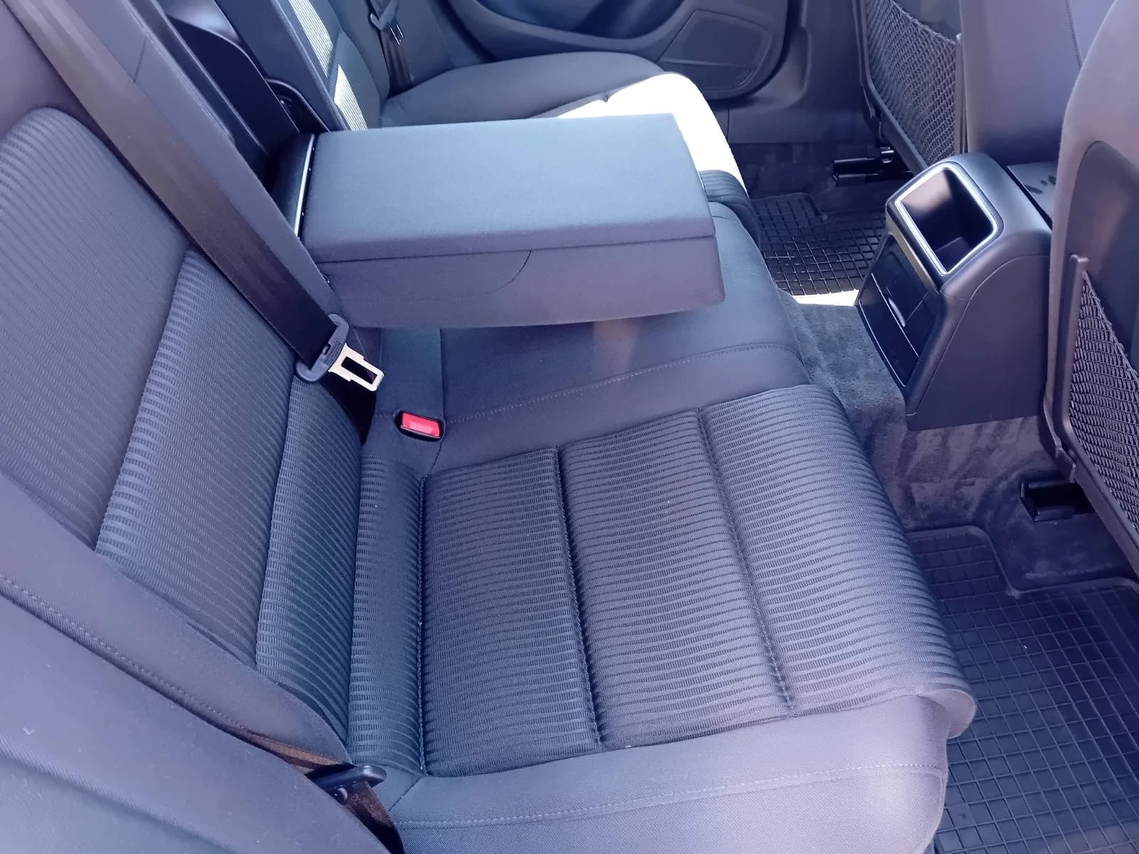 Audi A4 2.0TDI Quattro, снимка 7 - Автомобили и джипове - 55497278