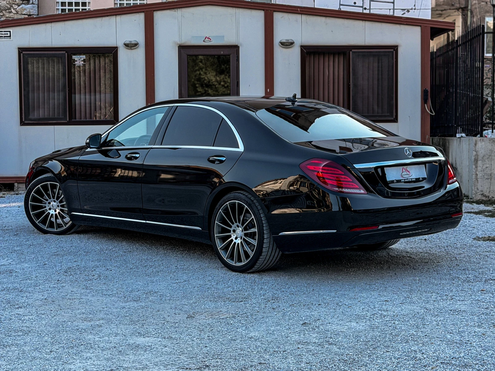 Mercedes-Benz S 350 LONG* BURMESTER* 3xTV* 139 000 KM* FULL FULL* TOP, снимка 5 - Автомобили и джипове - 55742476