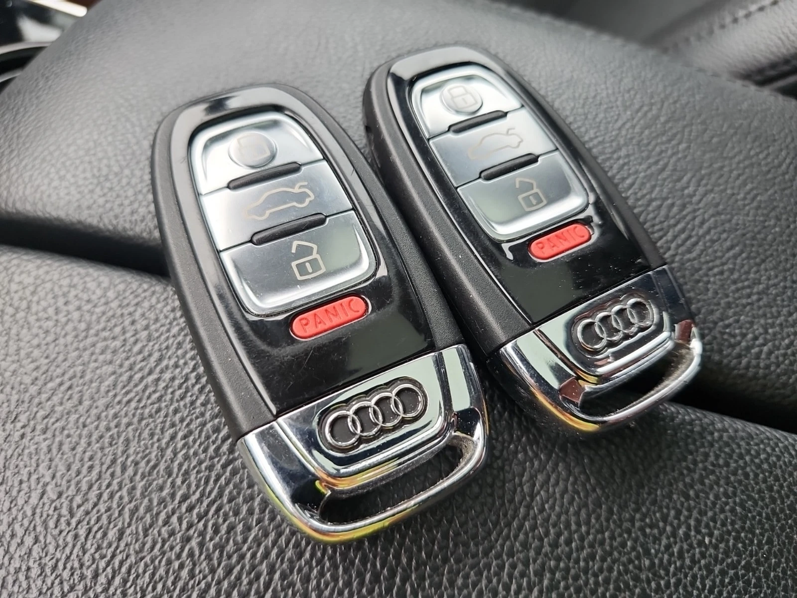 Audi A8  Sdn 4.0t / CARFAX / MATRIX / DISTRONIK / 360  , снимка 7 - Автомобили и джипове - 55898585