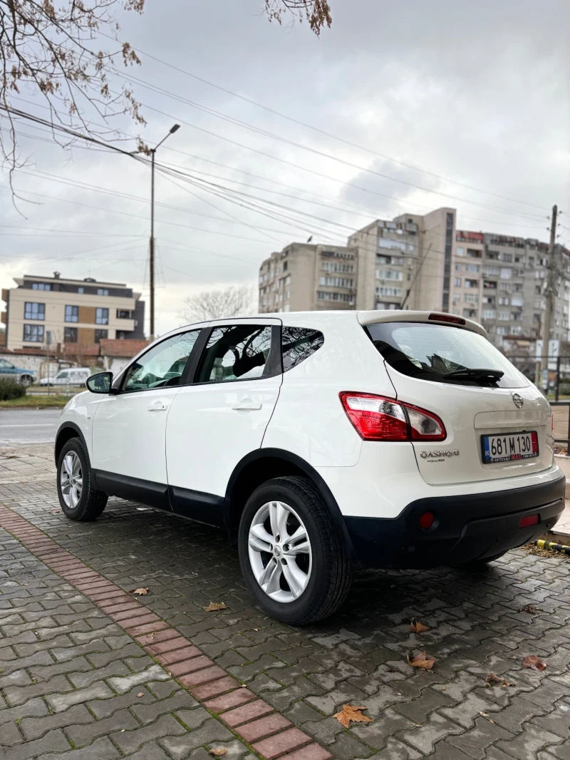 Nissan Qashqai 1.5 DCI * FACELIFT* PARKTRONIC* 2 КЛЮЧА* , снимка 5 - Автомобили и джипове - 48176757