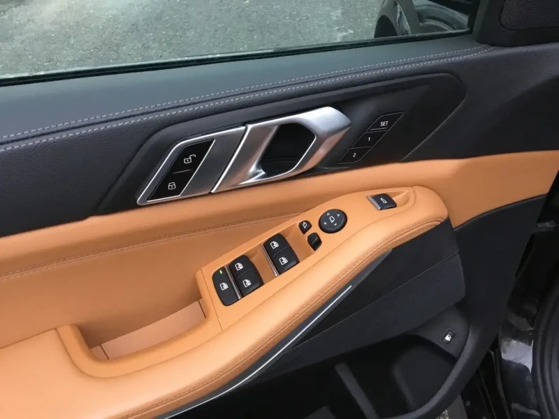 BMW X5 Plug-In Hybrid * CARFAX* ОПЦИЯ ЗА ФИНАНСИРАНЕ* , снимка 10 - Автомобили и джипове - 53206858