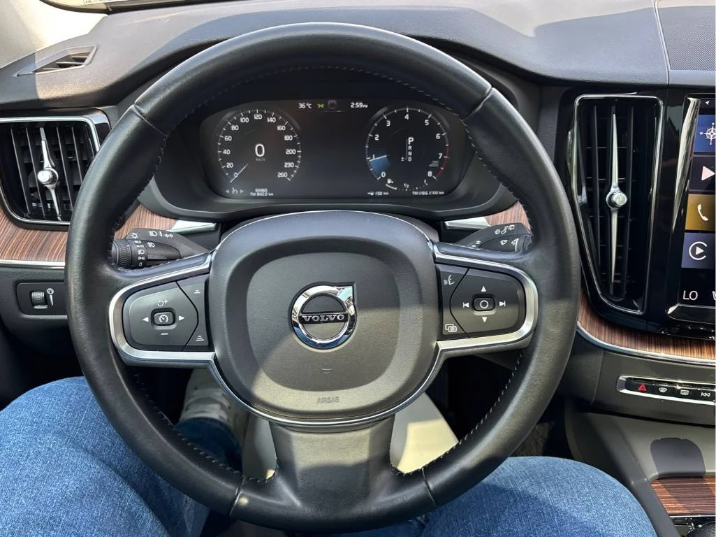 Volvo XC60 T5 AWD Momentum* CARFAX* ОПЦИЯ ЗА ФИНАНСИРАНЕ*  - изображение 6