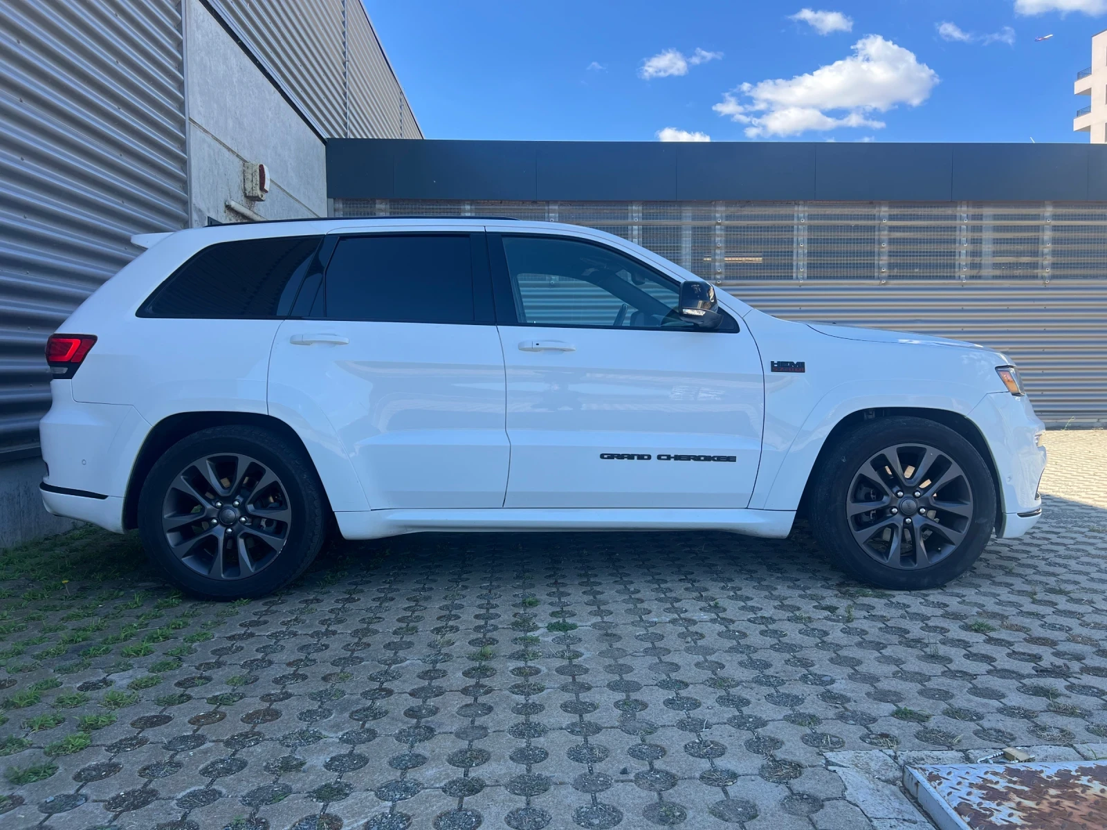 Jeep Grand cherokee 5.7 ГАЗ-История  - изображение 4