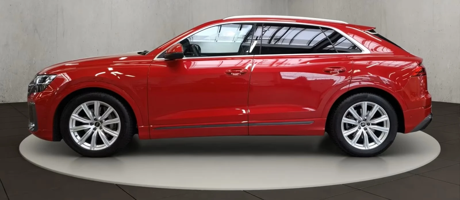 Audi Q8 55 TFSI Quattro 250, снимка 6 - Автомобили и джипове - 53778318