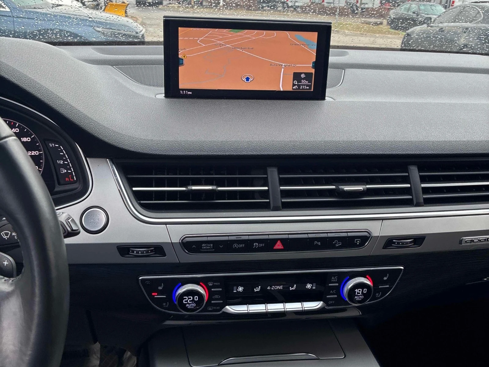 Audi Q7 PROGRESSIV РЕГИСТРАЦИЯ & ОБСЛУЖВАНЕ, снимка 9 - Автомобили и джипове - 54155982