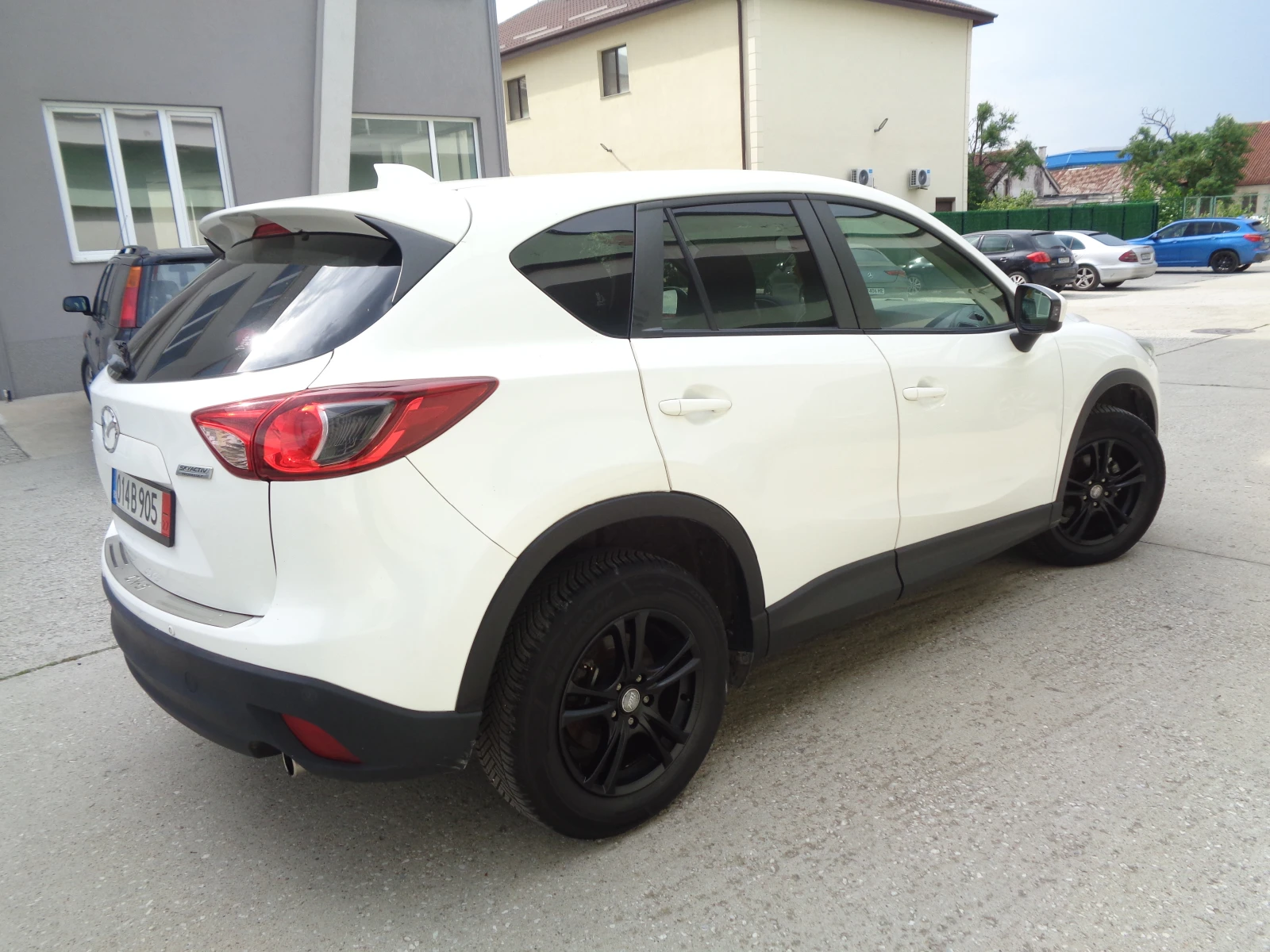 Mazda CX-5 2.2D-4X4-АВТОМАТ-МОТОРА ПРЕКЪСВА-БАРТЕР-ЛИЗИНГ, снимка 4 - Автомобили и джипове - 55012297