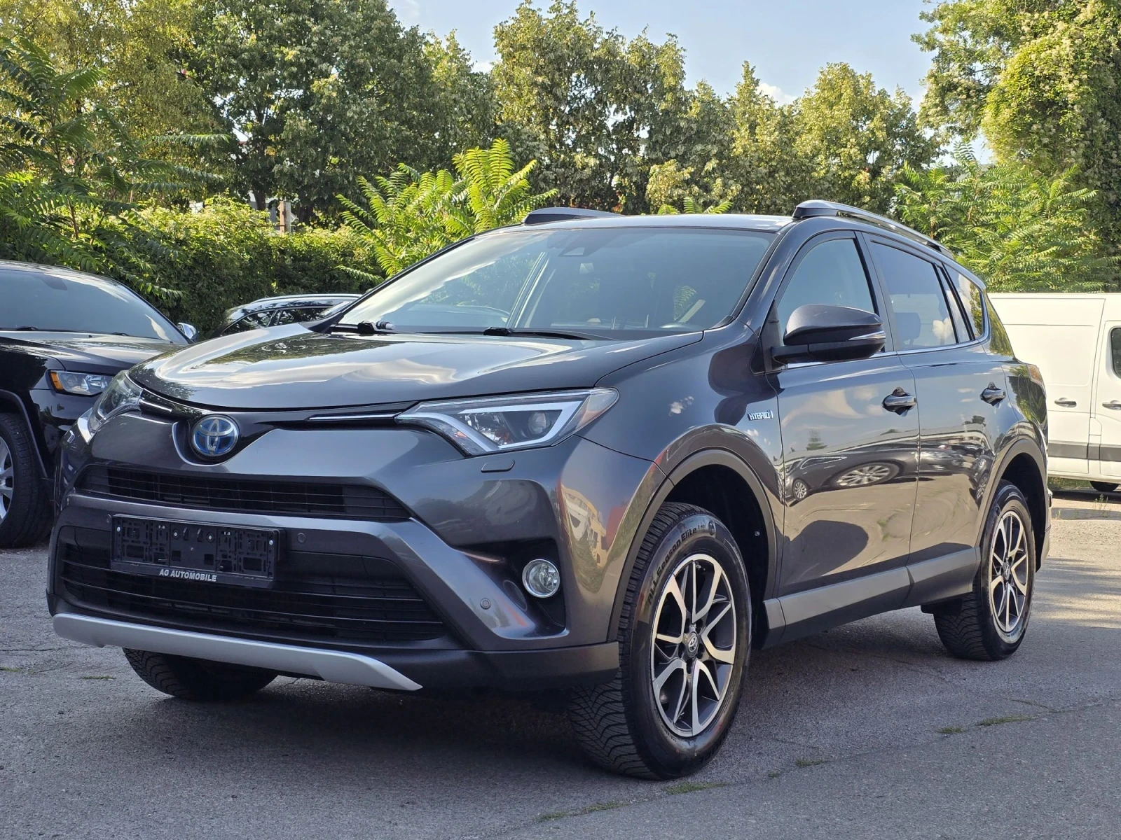 Toyota Rav4 EXECUTIVE + , снимка 2 - Автомобили и джипове - 55656385