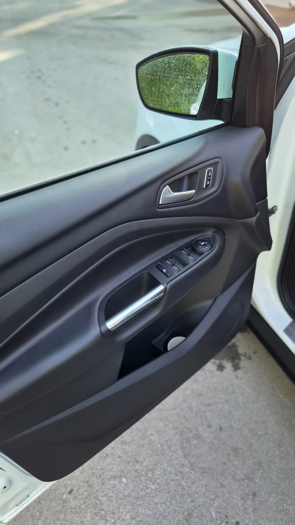 Ford Kuga 2.0d, снимка 10 - Автомобили и джипове - 55968259