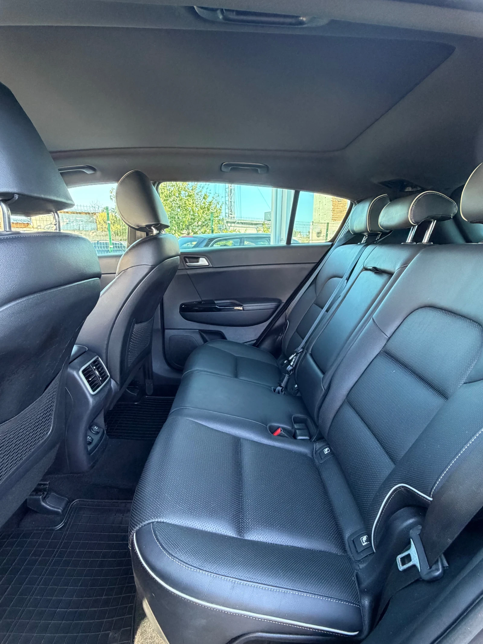 Kia Sportage 1.6 T GDI  GT-line 4WD, снимка 15 - Автомобили и джипове - 56072998