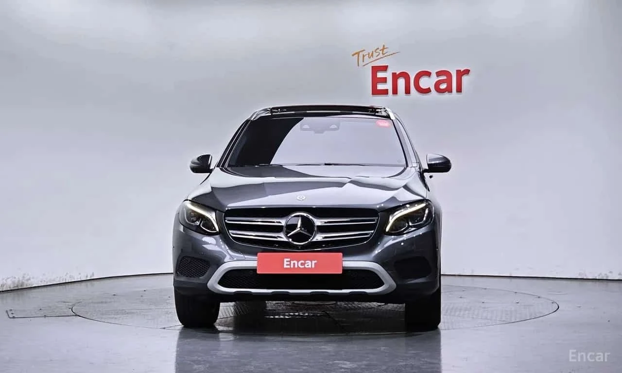 Mercedes-Benz GLC * GLC350e 4MATIC Premium * , снимка 3 - Автомобили и джипове - 56735676