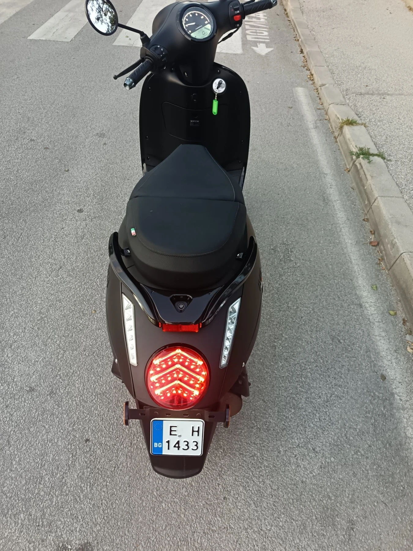 Vespa 50 Марка IVA реплика на веспа, снимка 4 - Мотоциклети и мототехника - 55666755