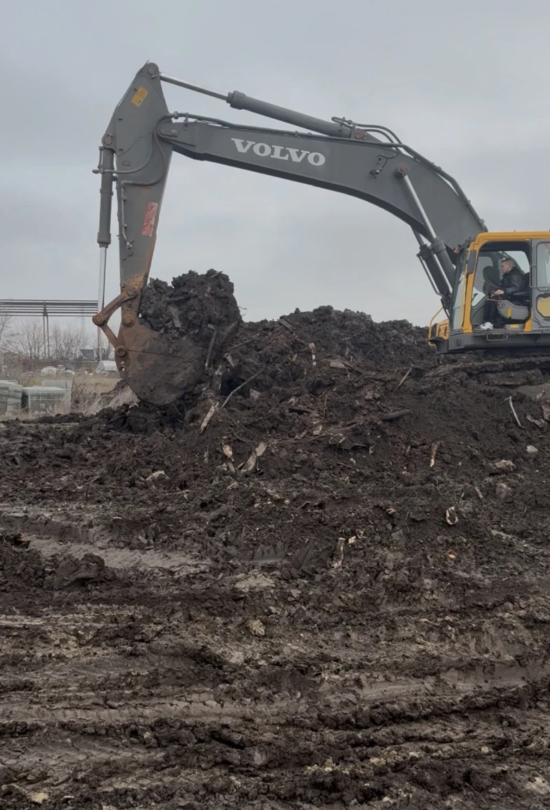 Багер Volvo EC460BLC, снимка 11 - Индустриална техника - 53277622