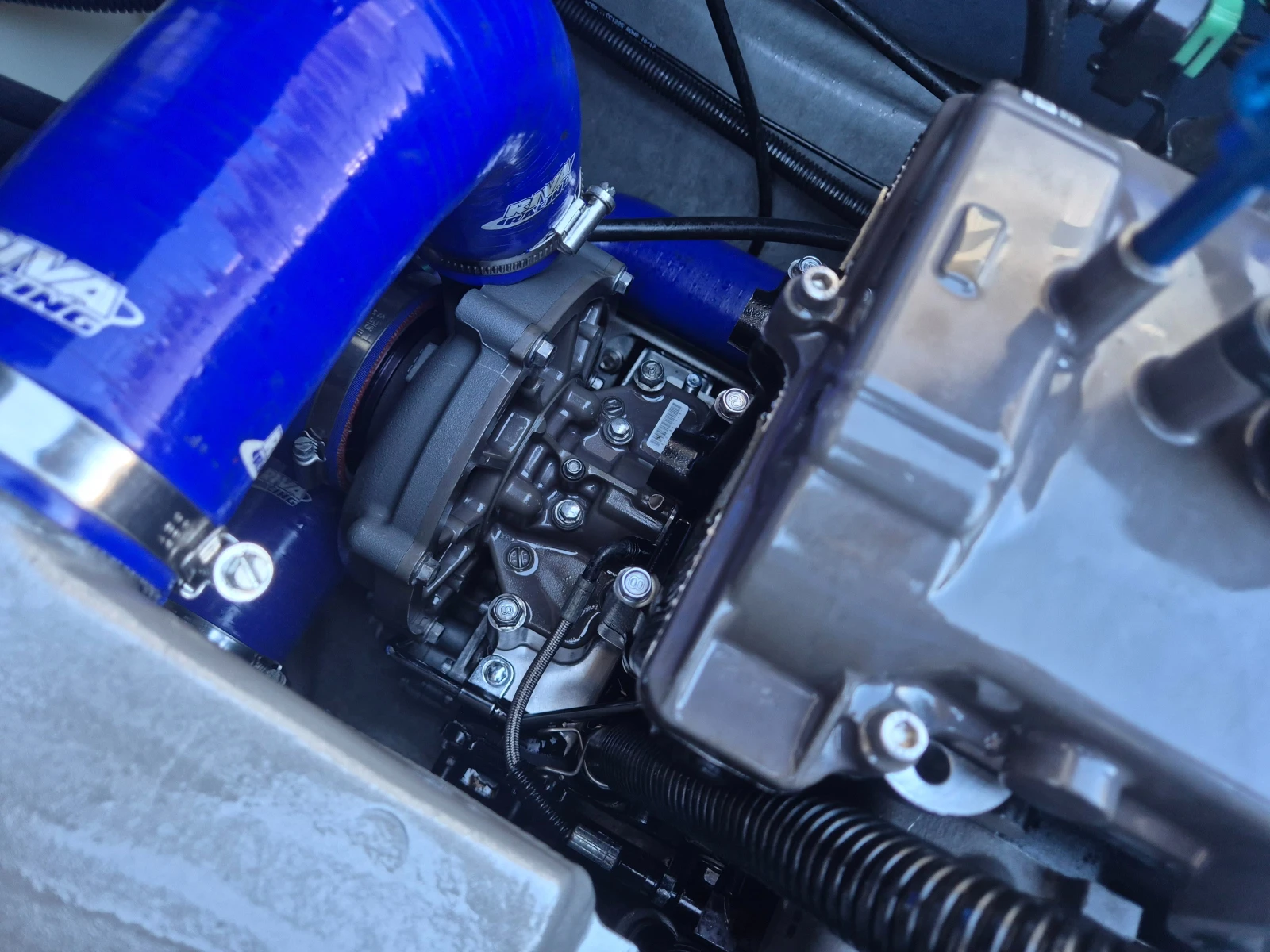 Джет Yamaha JP1800R, снимка 11 - Воден транспорт - 55767354