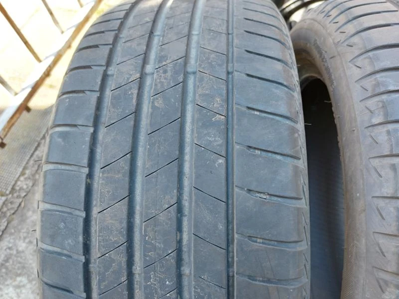 Гуми Летни 225/50R17, снимка 3 - Гуми и джанти - 36801339