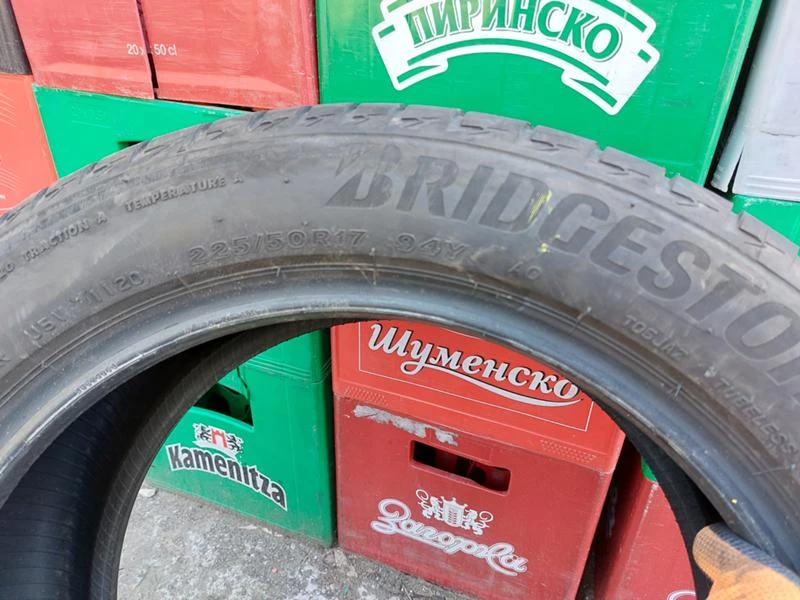 Гуми Летни 225/50R17, снимка 7 - Гуми и джанти - 36801339