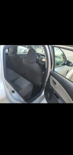 Toyota Yaris  - изображение 10