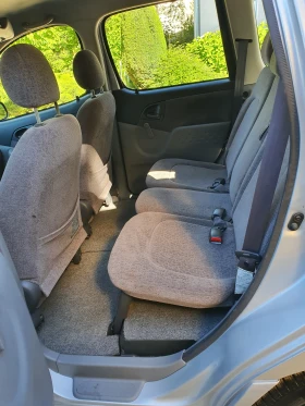 Toyota Yaris verso 1.3i 16V, снимка 12