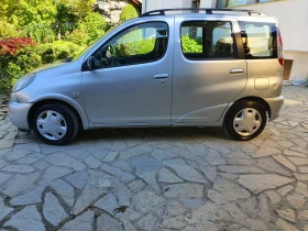 Toyota Yaris verso 1.3i 16V, снимка 1