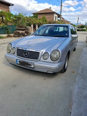 Mercedes-Benz E 220 CDI, снимка 1