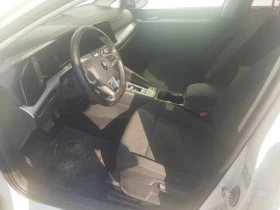 VW Golf  8 Life 1.5 e-TSI  / 1.5l / 110/150.. / | Mobile.bg    5