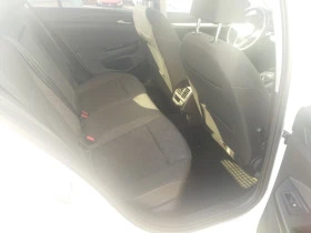 VW Golf  8 Life 1.5 e-TSI  / 1.5l / 110/150.. / | Mobile.bg    7