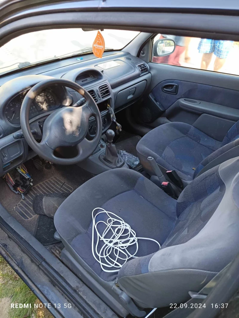 Renault Clio 1.2 benzin, снимка 3 - Автомобили и джипове - 47263765