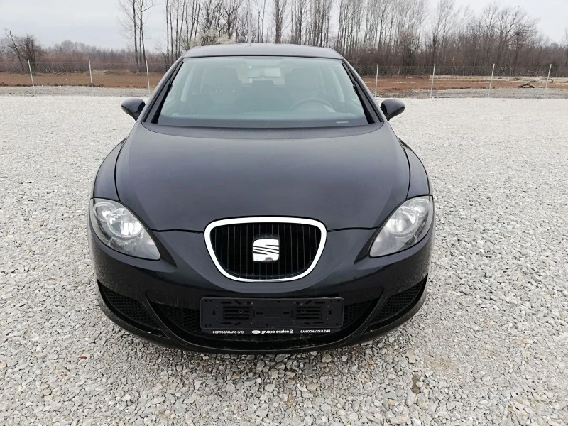 Seat Leon 1.4i klima gaz, снимка 2 - Автомобили и джипове - 44599835