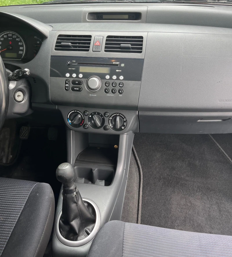 Suzuki Swift, снимка 6 - Автомобили и джипове - 47310005