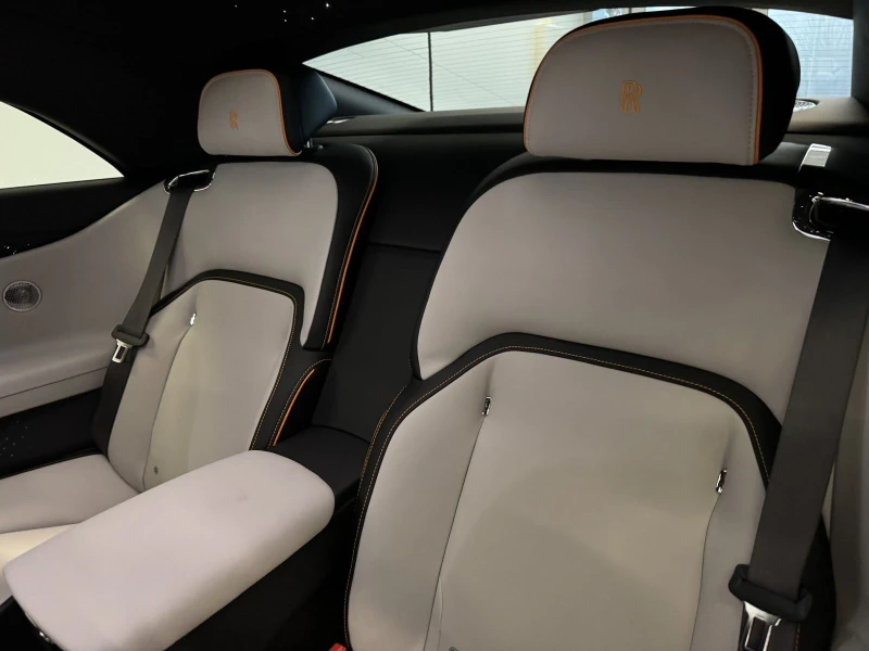 Rolls-Royce Spectre = NEW = Bespoke Interior Гаранция, снимка 8 - Автомобили и джипове - 49288923