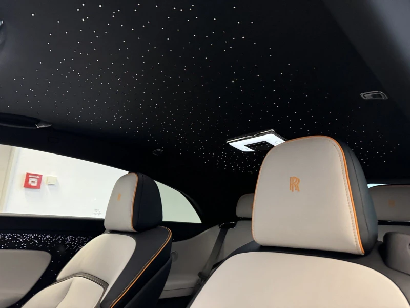 Rolls-Royce Spectre = NEW = Bespoke Interior Гаранция, снимка 5 - Автомобили и джипове - 49288923