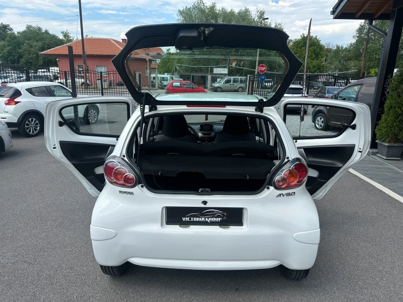 Toyota Aygo 1.0I НОВ ВНОС , снимка 14 - Автомобили и джипове - 50417802