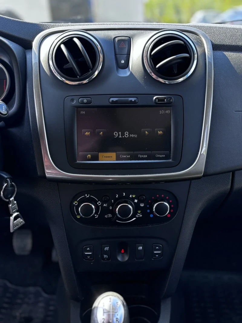 Dacia Sandero Stepway, снимка 10 - Автомобили и джипове - 51394494