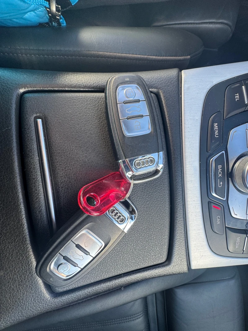 Audi A6 3.0TDI 272k Face lift 3xS-Line Панорама Бяла перла, снимка 15 - Автомобили и джипове - 52320559