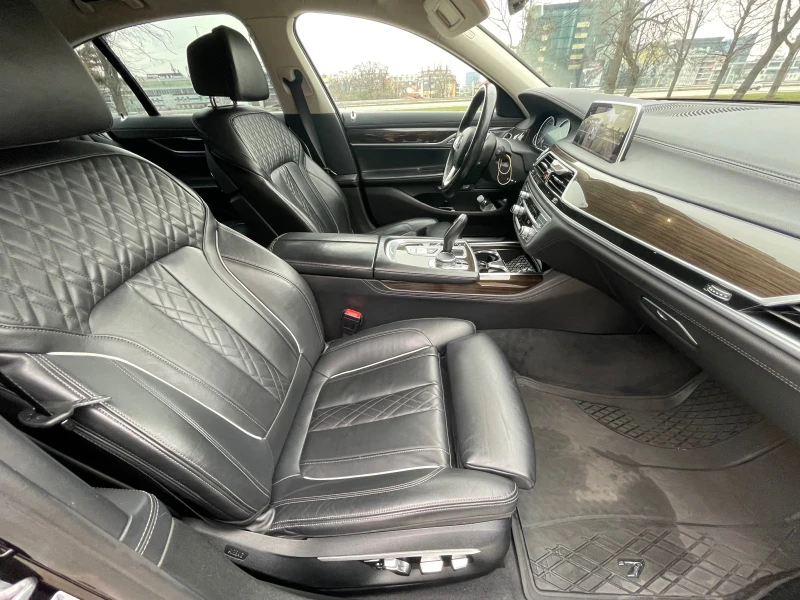 BMW 730 xDrive, снимка 11 - Автомобили и джипове - 52758678